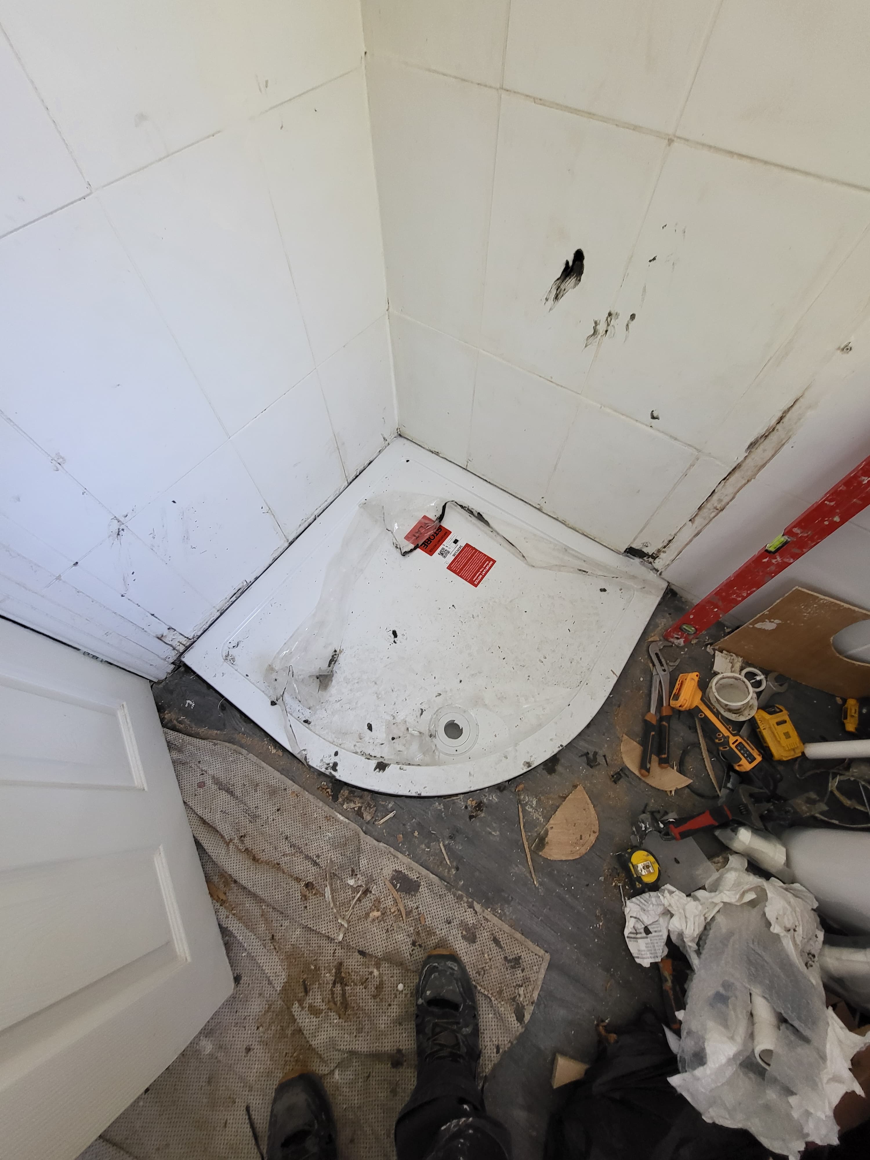 Elegant Shower Room - Before