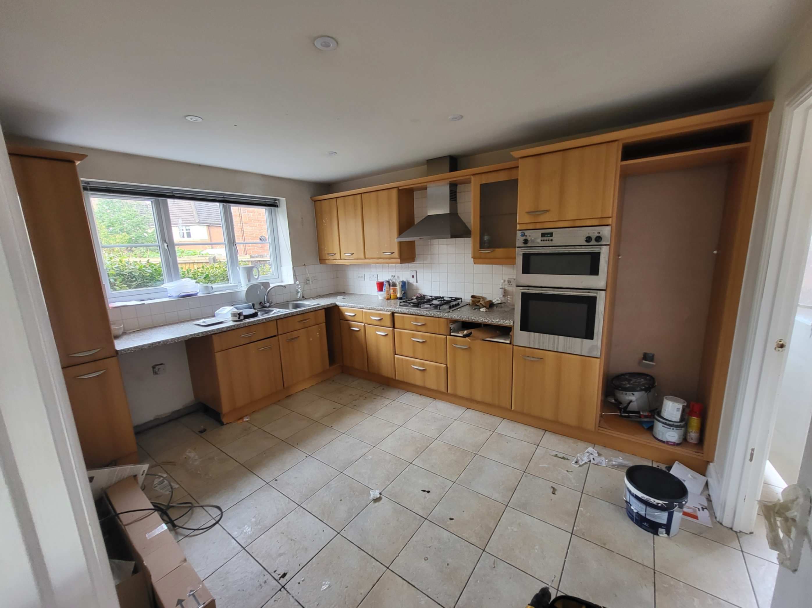 Luxury Handleless Kitchen - Before